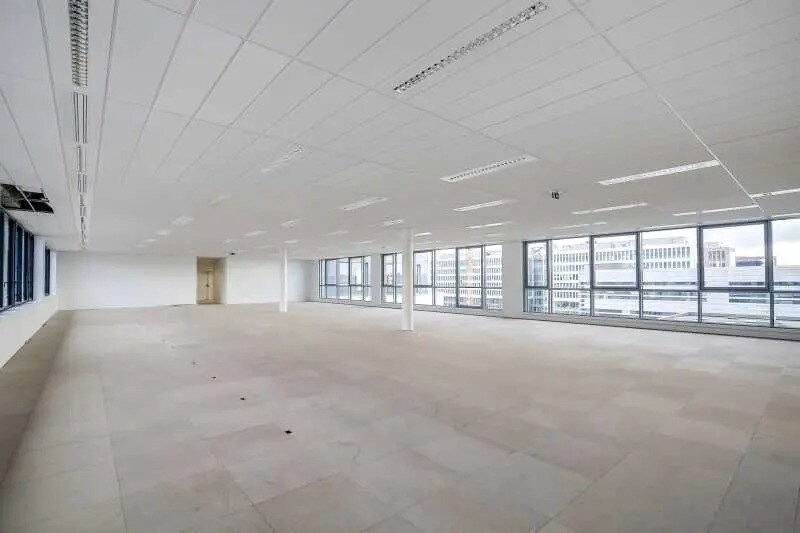 53 Rue Du Port, Nanterre for lease Building Photo- Image 1 of 1