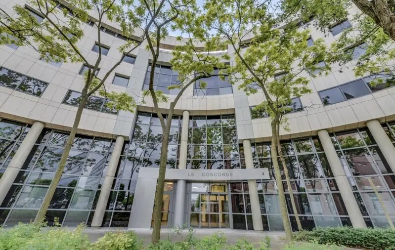 Office in Rueil-Malmaison for lease - Building Photo - Image 1 of 38