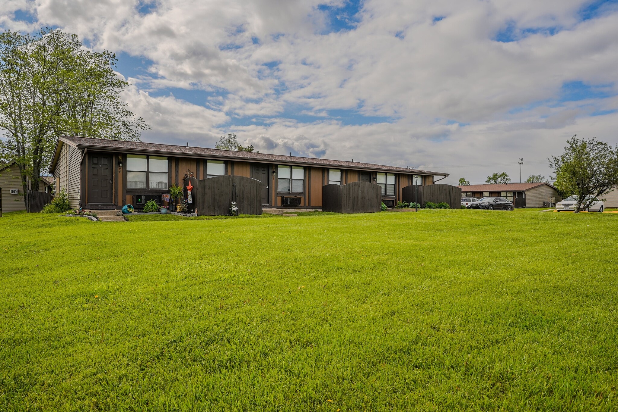 2750 Michigan Rd, Madison, IN for sale Primary Photo- Image 1 of 2