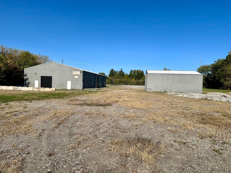 6625 E Dunbar Rd, Monroe, MI for lease - Building Photo - Image 2 of 17