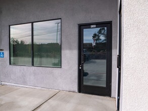 28497 Highway 74, Lake Elsinore, CA for lease Interior Photo- Image 1 of 3