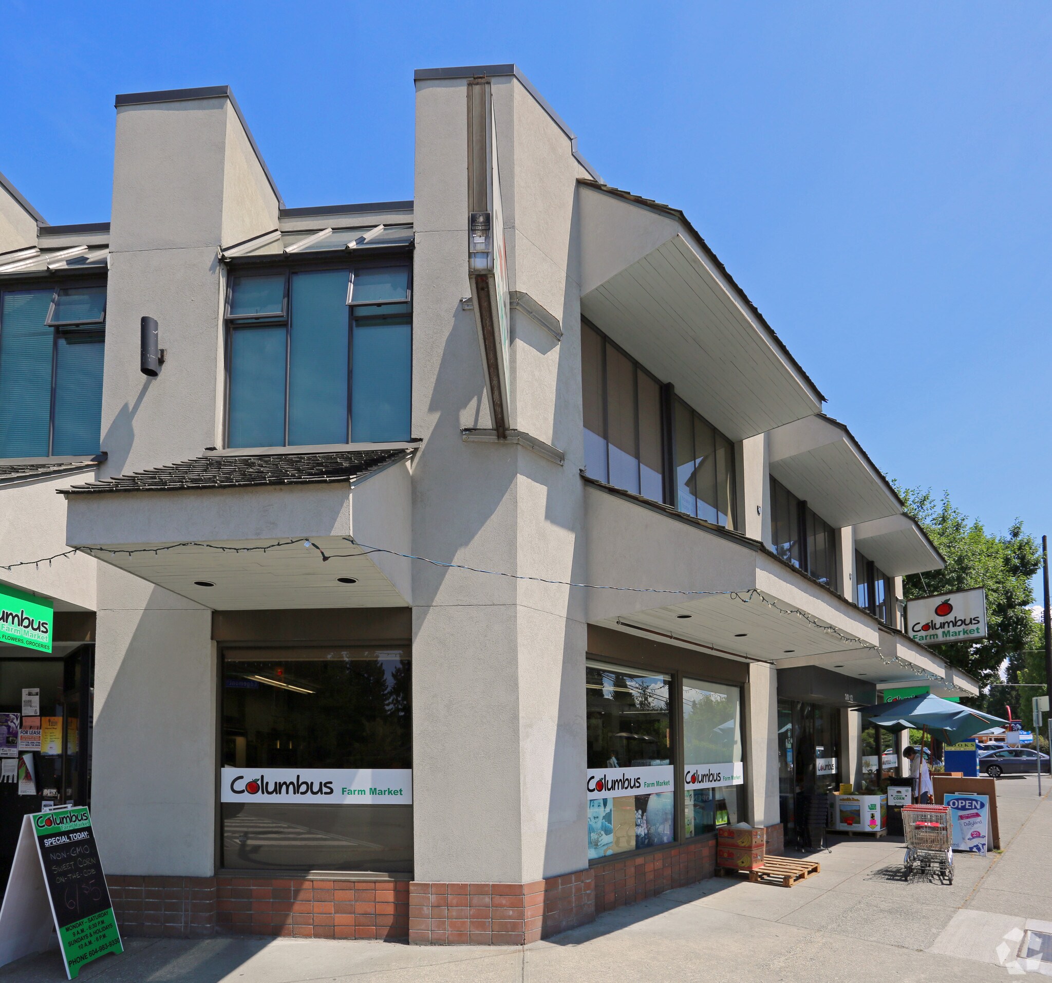 3012 Edgemont Blvd, North Vancouver, BC à vendre Photo principale- Image 1 de 1