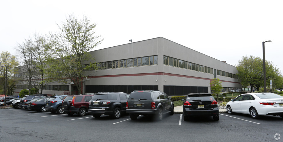 200 Perrine Rd, Old Bridge, NJ for lease - Building Photo - Image 1 of 20