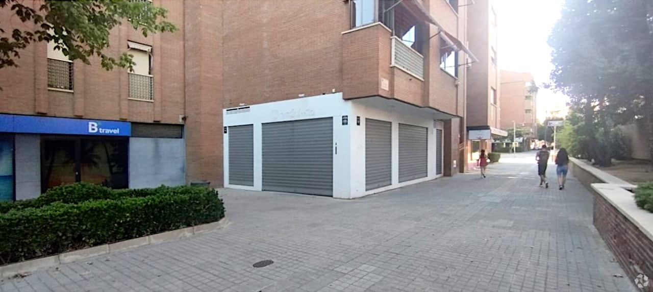 Retail in Toledo, Toledo for lease Interior Photo- Image 1 of 2