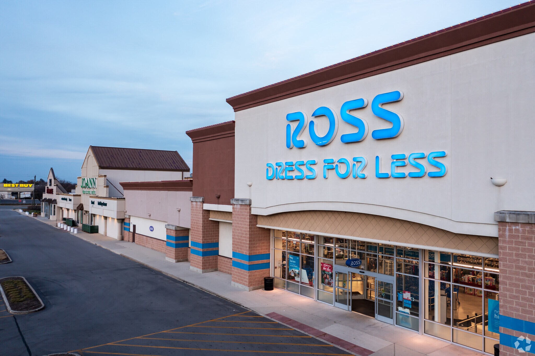 7511 Lemont Rd, Darien, IL à louer Photo du bâtiment- Image 1 de 4