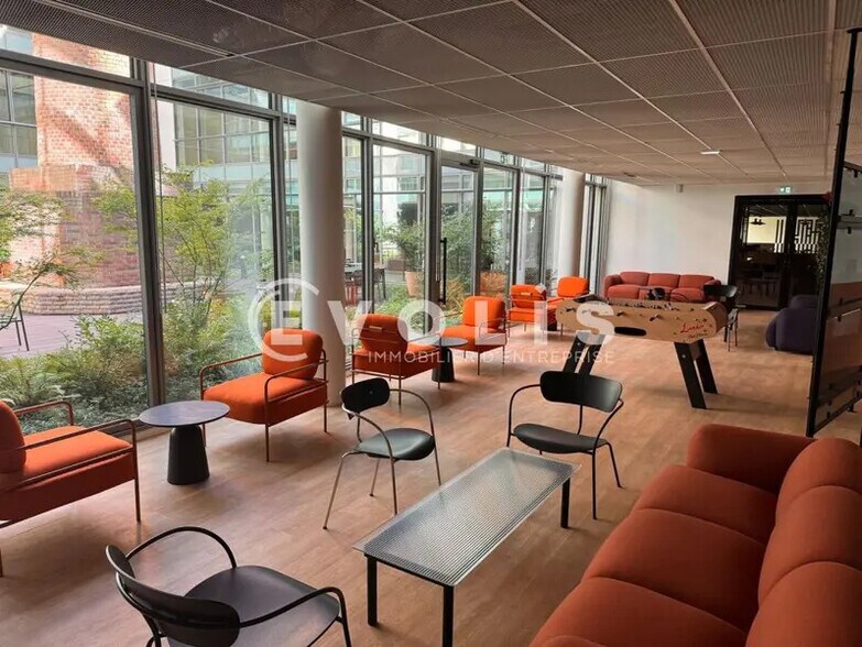 24-26 Rue Villeneuve, Clichy for lease - Building Photo - Image 2 of 10