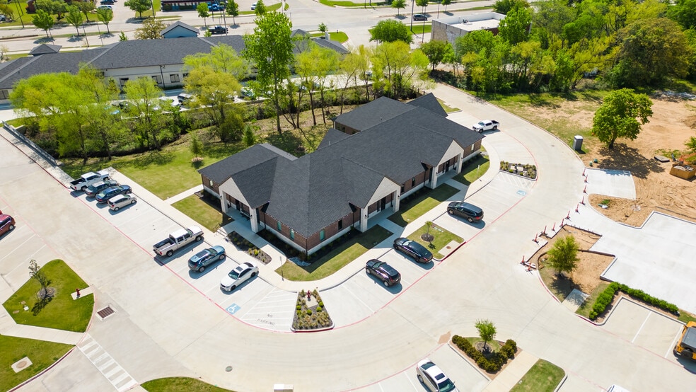 6408-6500 Colleyville Blvd, Colleyville, TX à louer - Photo du bâtiment - Image 2 de 14