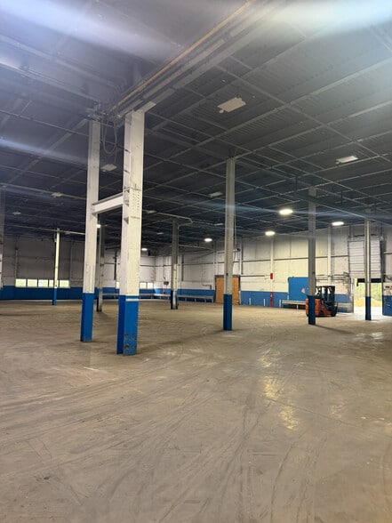 342 Shelbyville Mills Rd, Shelbyville, TN for lease - Building Photo - Image 2 of 5