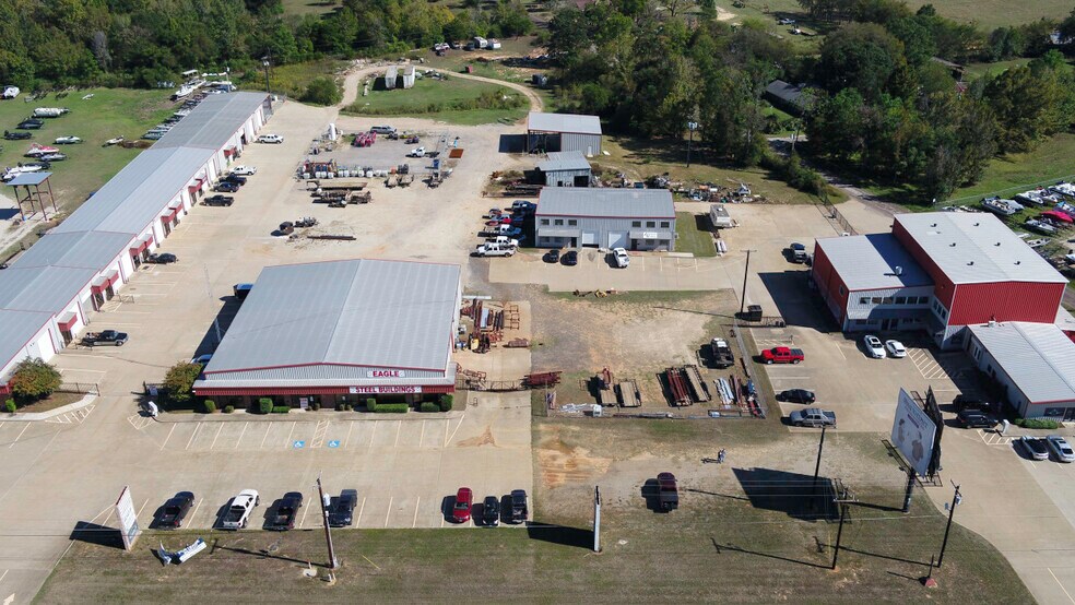 17521 Tx-155, Flint, TX à louer - Photo du bâtiment - Image 2 de 6