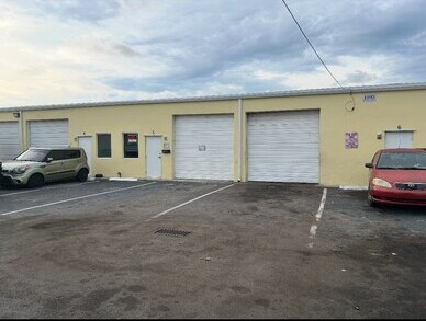1190 S Dixie Hwy W, Pompano Beach, FL à louer Photo du bâtiment- Image 1 de 13