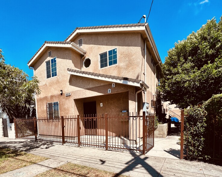 6616 S Figueroa St, Los Angeles, CA à vendre - Photo principale - Image 1 de 21