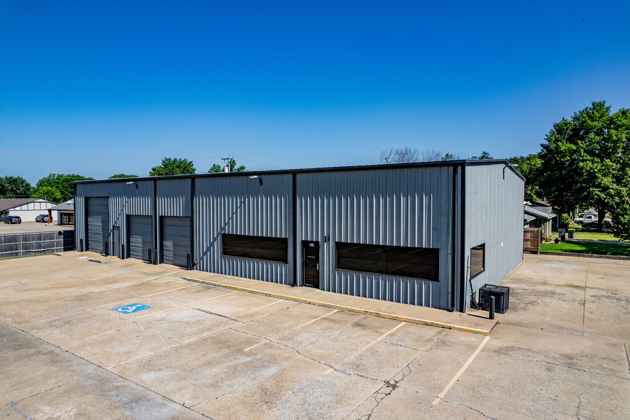 821 E 141st St, Glenpool, OK à vendre Photo du bâtiment- Image 1 de 1