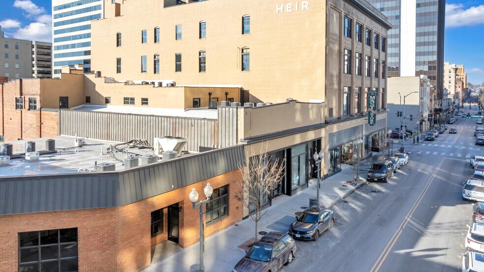 10 Church Ave SW, Roanoke, VA for lease - Building Photo - Image 1 of 4