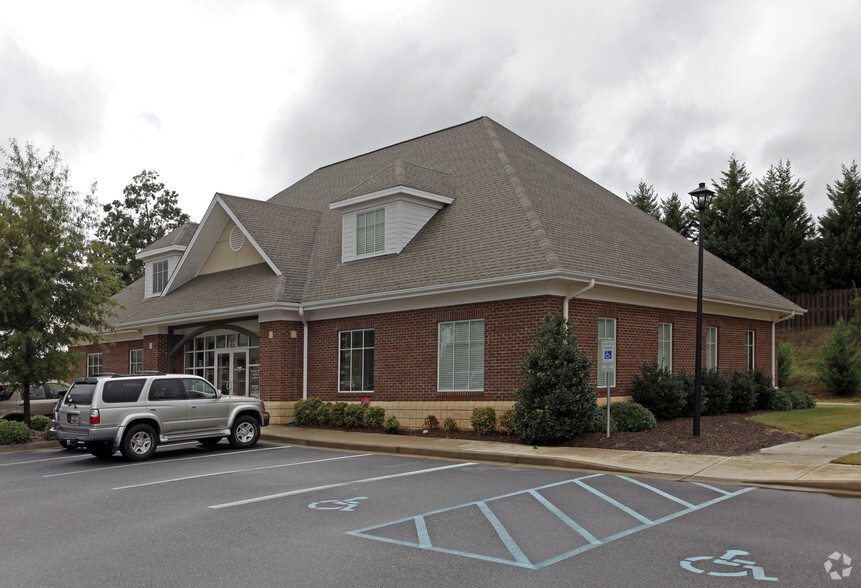 215 Batesville Rd, Simpsonville, SC for lease - Primary Photo - Image 1 of 3