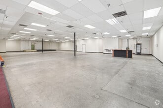 5804-5998 Normandy Blvd, Jacksonville, FL for lease Interior Photo- Image 1 of 2