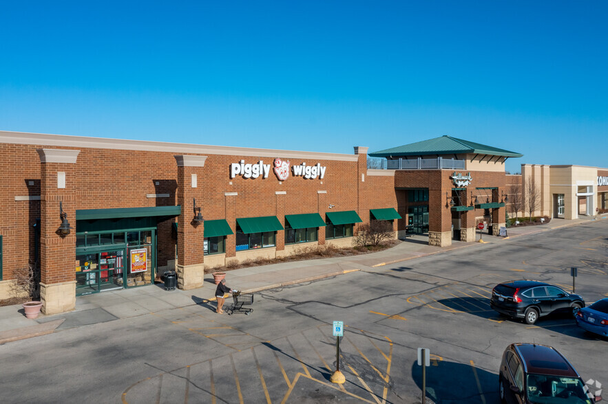 2305-2495 N 124th St, Brookfield, WI for lease - Building Photo - Image 3 of 7