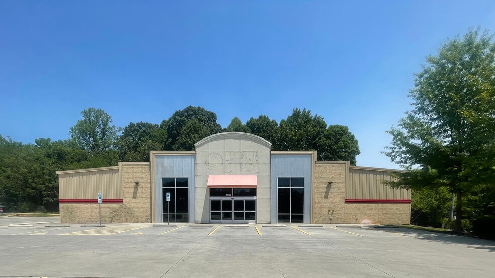 1054 Nc Highway 86 N, Yanceyville, NC for sale - Building Photo - Image 1 of 5