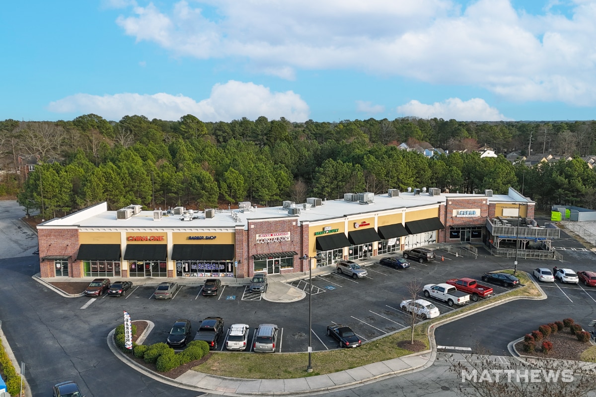 5456 W Fayetteville Rd, Atlanta, GA for lease Building Photo- Image 1 of 8