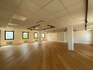 Plus de détails pour 52 Rue D'Aguesseau, Boulogne-Billancourt - Bureau à louer