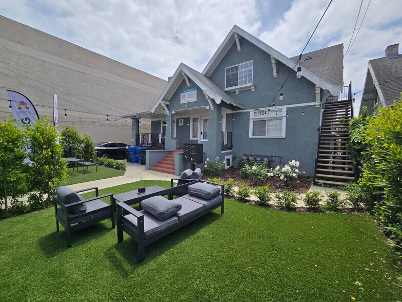 1418 W 28th St, Los Angeles, CA à vendre - Photo du bâtiment - Image 2 de 9