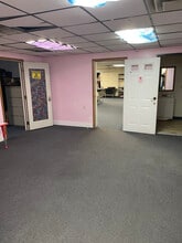 3949 N River Rd, Freeland, MI for lease Interior Photo- Image 2 of 10