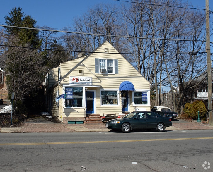 108 Church St NE, Vienna, VA for sale - Building Photo - Image 2 of 28