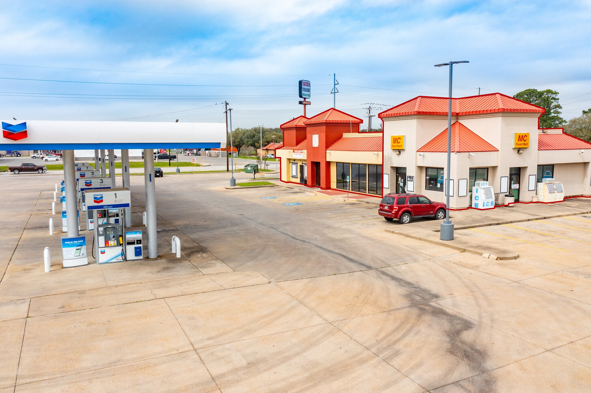 1721 S Mechanic St, El Campo, TX for sale Building Photo- Image 1 of 15