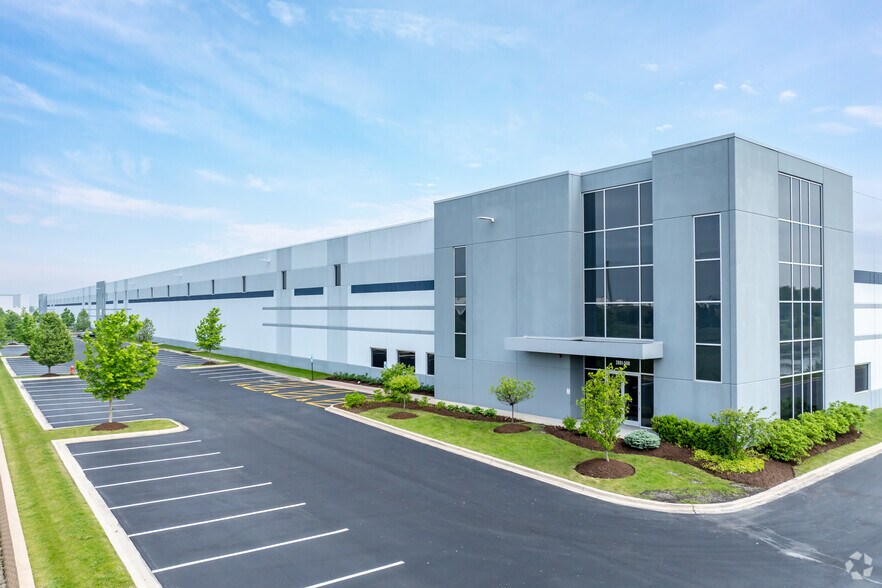 2801 Alft Ln, Elgin, IL à louer - Photo principale - Image 1 de 16