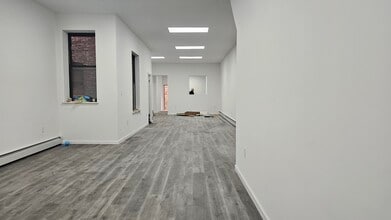 400 Utica Ave, Brooklyn, NY for lease Interior Photo- Image 1 of 8