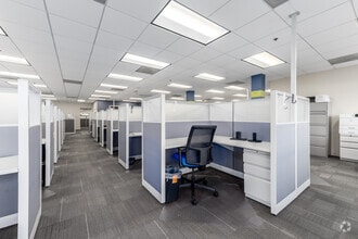 8211 Town Center Dr, Nottingham, MD à louer Photo intérieure- Image 2 de 3