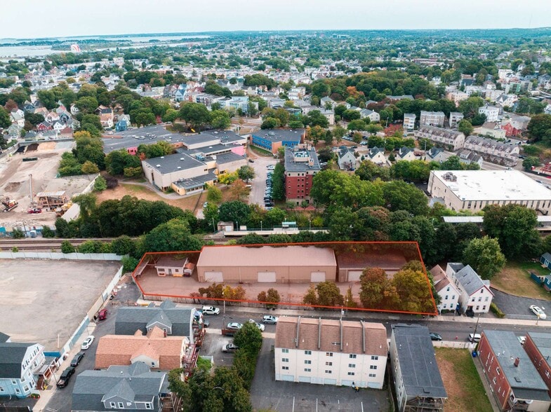 167 Devon St, Boston, MA for lease - Building Photo - Image 3 of 13