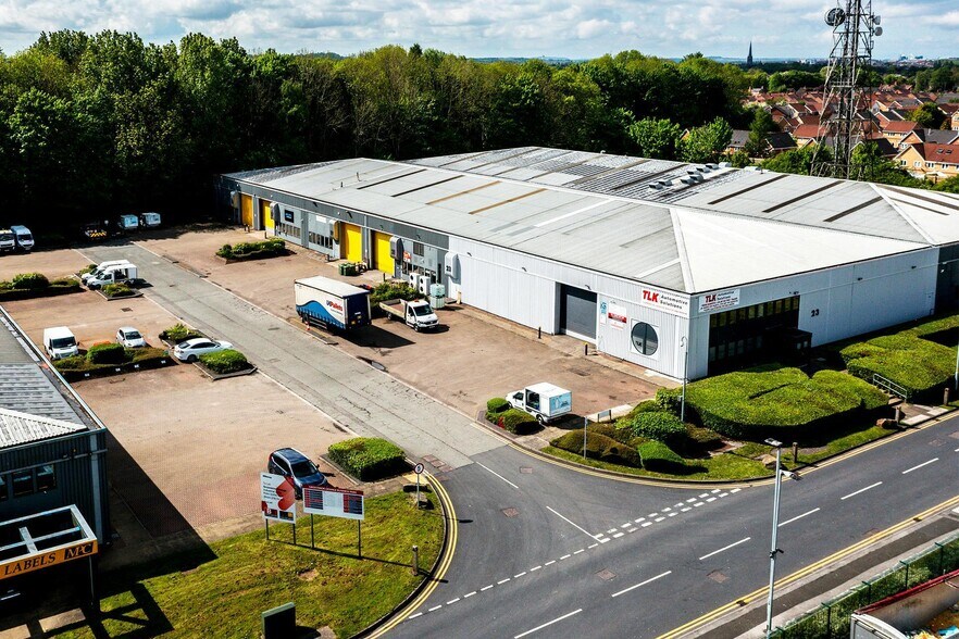 Unit D1 Triumph Business Park, Speke, Liverpool à louer - Photo du bâtiment - Image 1 de 10
