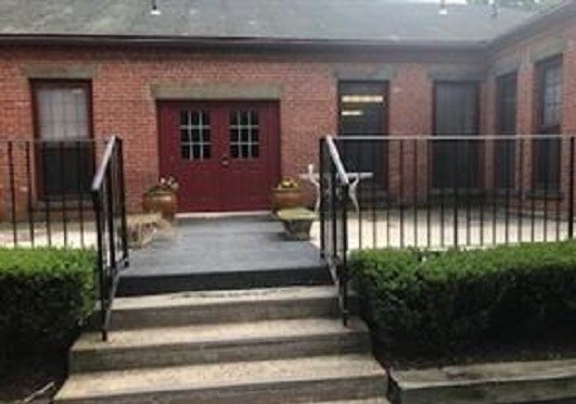 2 Broadway, Hamden, CT for sale - Building Photo - Image 1 of 1