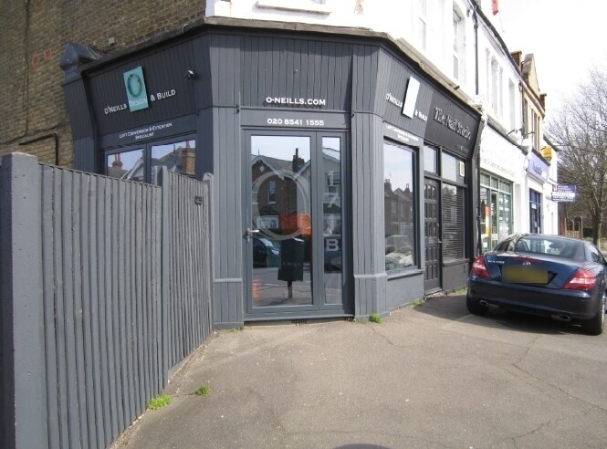 171 Kings Rd, Kingston Upon Thames à louer - Photo du bâtiment - Image 2 de 2