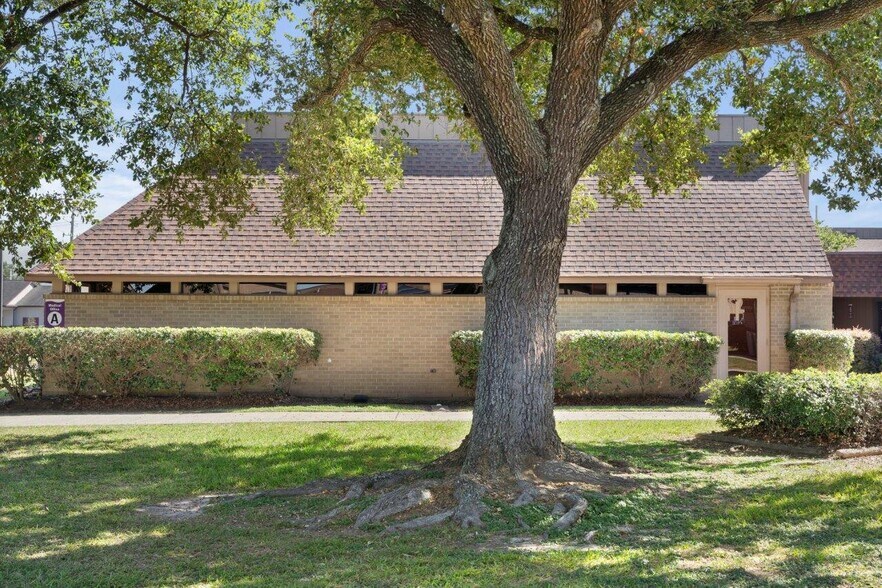 4150 Nelson Rd, Lake Charles, LA à louer - Photo du bâtiment - Image 3 de 26