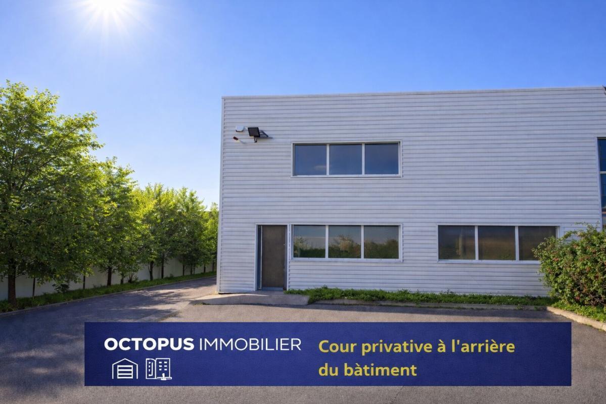 Flex in Toulouse for lease Building Photo- Image 1 of 10