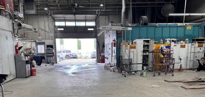 550 W Colfax St, Palatine, IL à vendre - Photo intérieure - Image 2 de 3