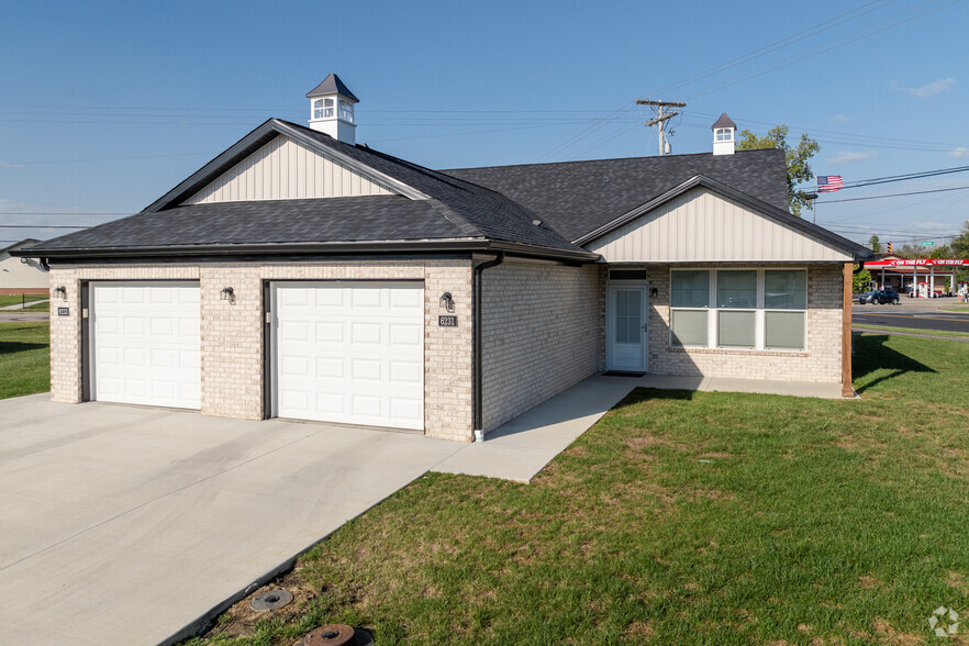 4808 Old Tyme Court, Evansville, IN à vendre - Photo principale - Image 1 de 43