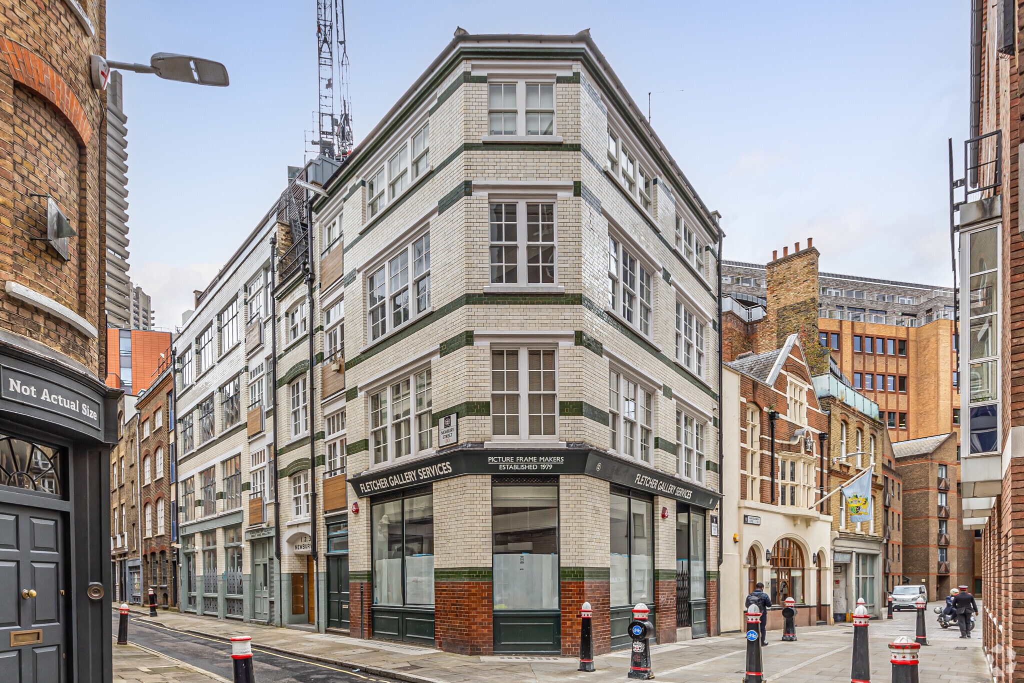 1-6 Newbury St, London for sale Primary Photo- Image 1 of 3