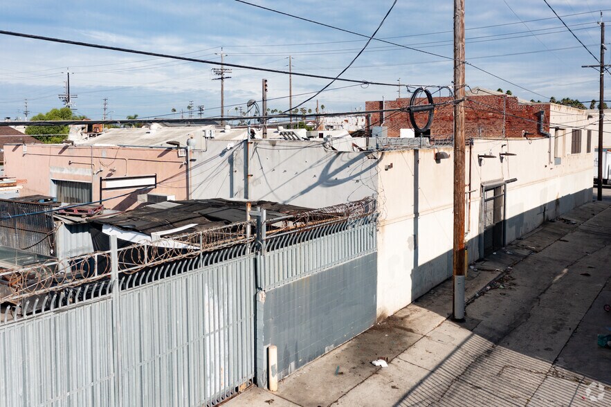 120 W G St, Wilmington, CA à louer - Photo du bâtiment - Image 2 de 12