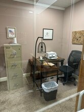 24 Alicia Ln, Dahlonega, GA for lease Interior Photo- Image 2 of 7