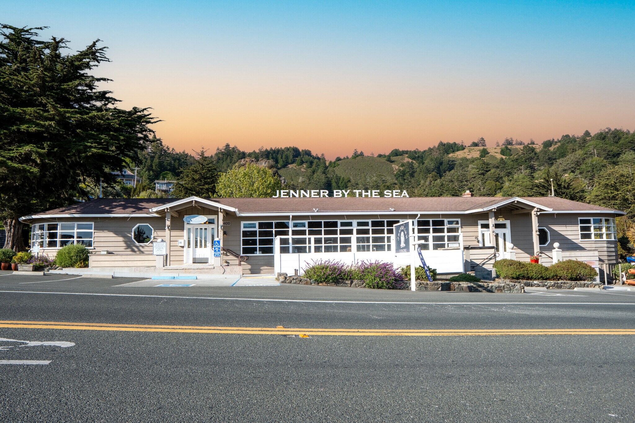 10400 Coast Highway, Jenner, CA for sale Primary Photo- Image 1 of 63