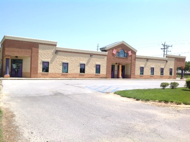 1098 Elkton Rd, Newark, DE for lease - Building Photo - Image 2 of 11