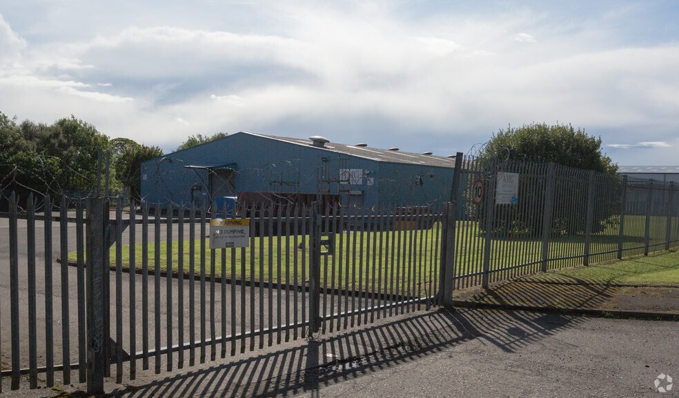 15 Dunivaig Rd, Glasgow à louer - Photo du bâtiment - Image 2 de 2
