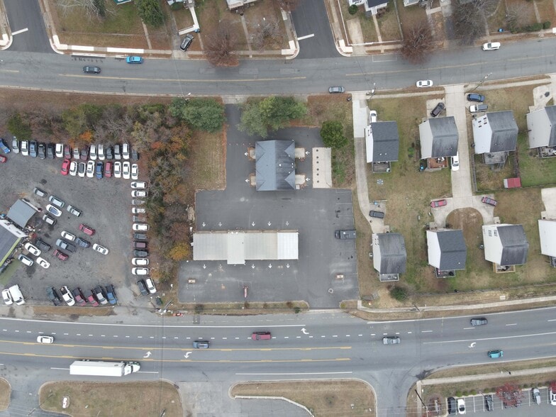 1603 Dixon St, Fredericksburg, VA for lease - Building Photo - Image 3 of 11
