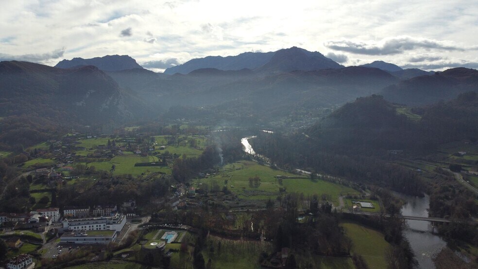 Lugar Priorio, S/N, Oviedo, Asturias for sale - Aerial - Image 3 of 16