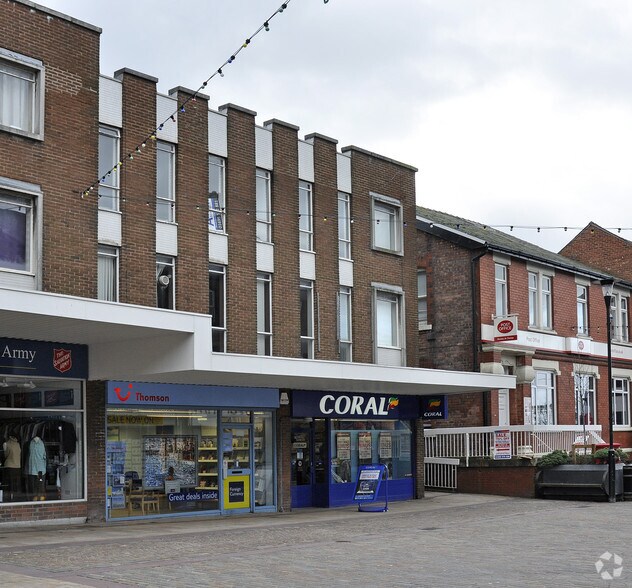 17-17A Aughton St, Ormskirk à vendre - Photo principale - Image 1 de 3