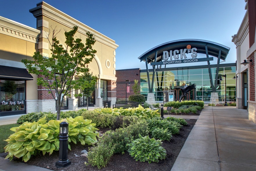 W American Prairie Dr, Peoria, IL for sale - Building Photo - Image 3 of 10