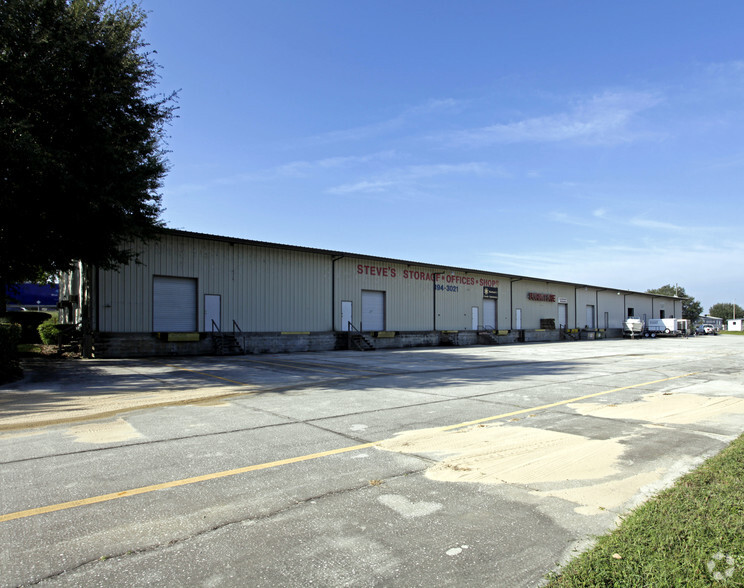 13537 Granville Ave, Clermont, FL for lease - Primary Photo - Image 1 of 11