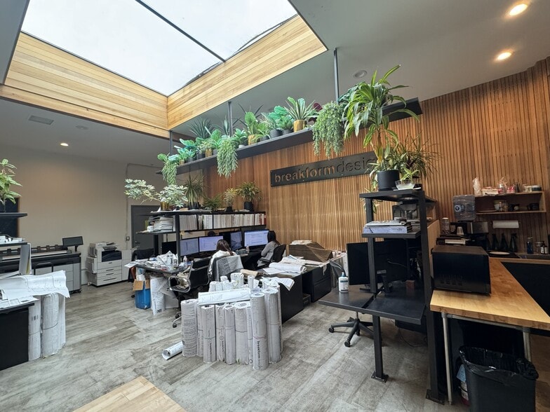 127 Arena St, El Segundo, CA for lease - Building Photo - Image 2 of 4